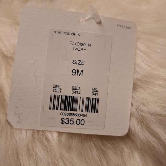 Starting out faux fur 9 month zip up vest NWT - Picture 4 of 6